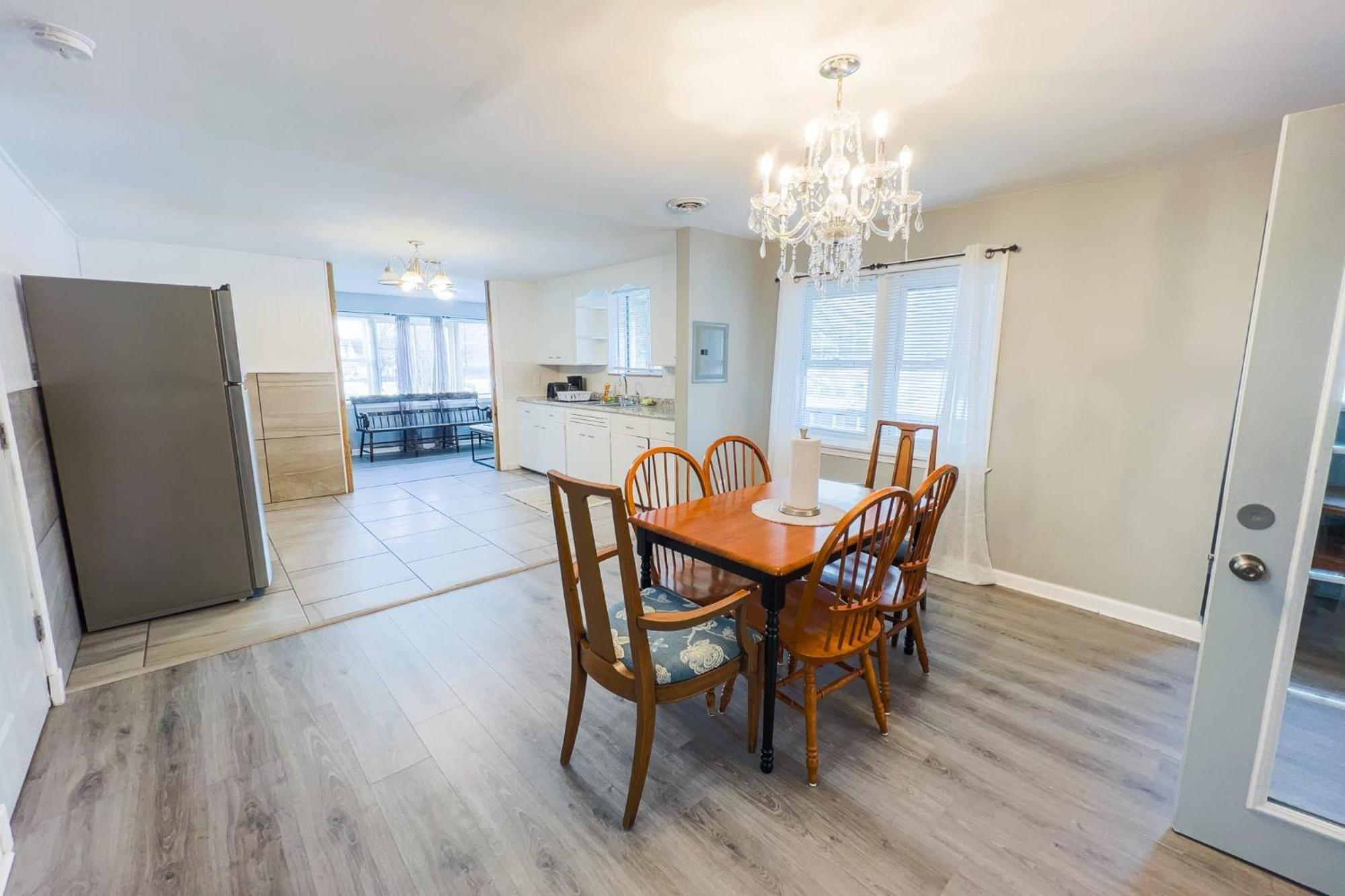 Large 6Br, 6 Bath In The City Of ไนแอการาฟอลส์ ภายนอก รูปภาพ