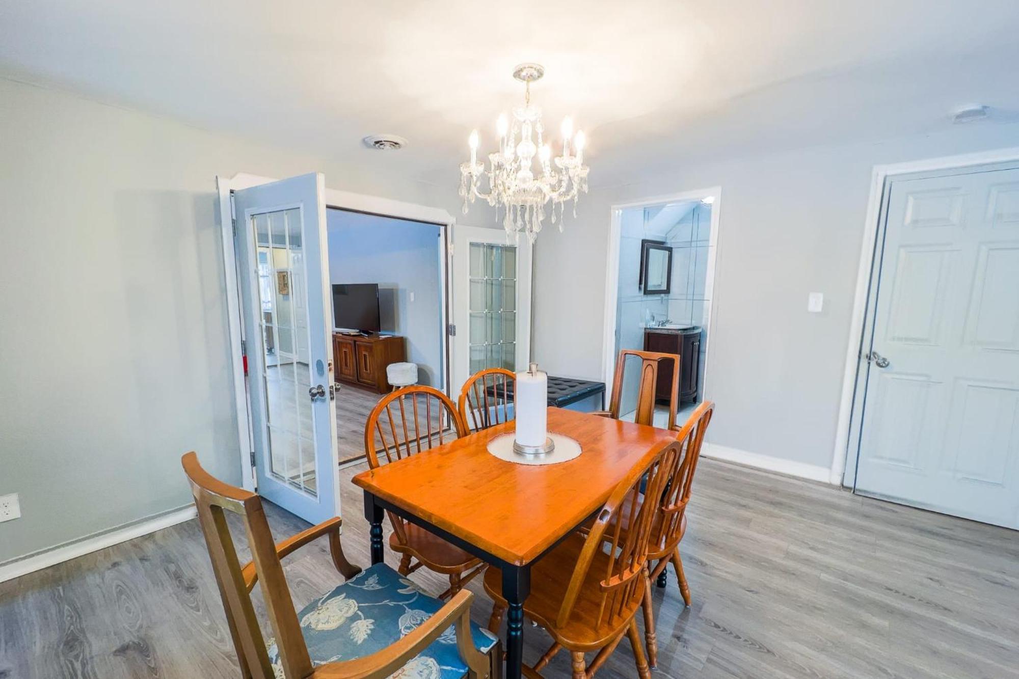 Large 6Br, 6 Bath In The City Of ไนแอการาฟอลส์ ภายนอก รูปภาพ